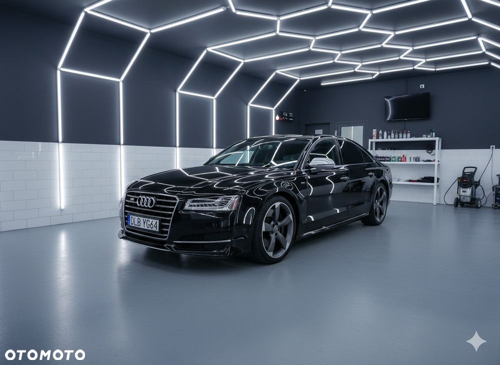 Audi S8 4.0 TFSI Quattro - 1
