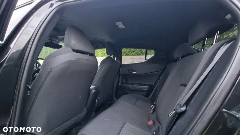 Toyota C-HR 1.2 Turbo Team Deutschland - 37