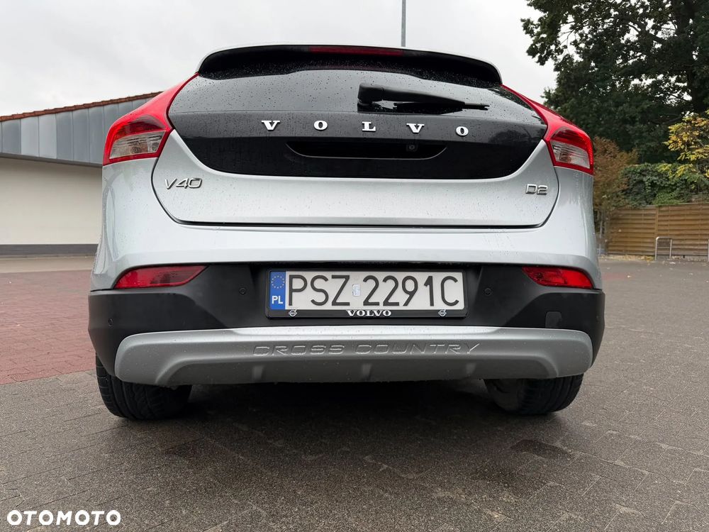 Volvo V40 Cross Country - 30