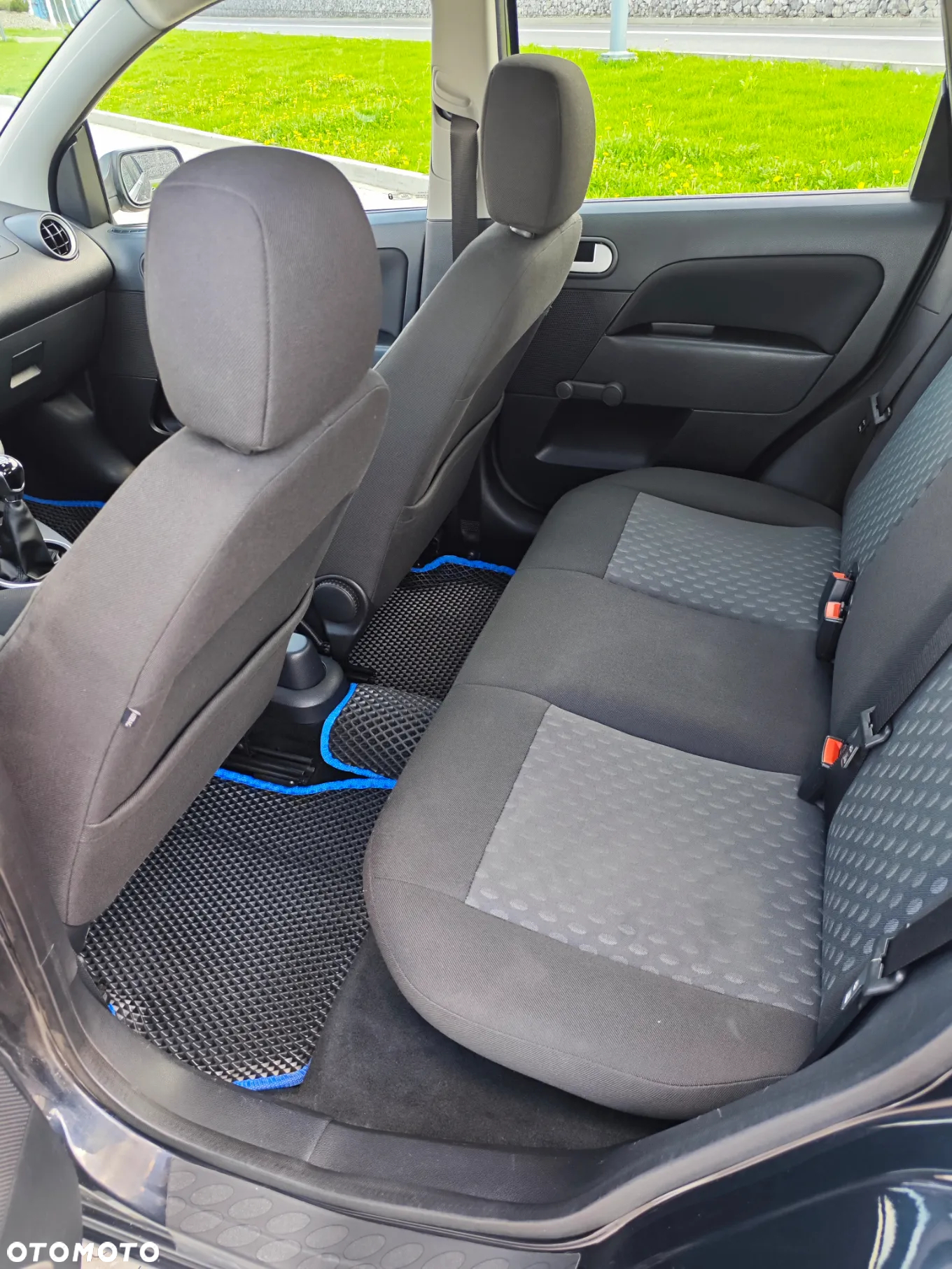 Ford Fiesta 1.4 Trend - 24