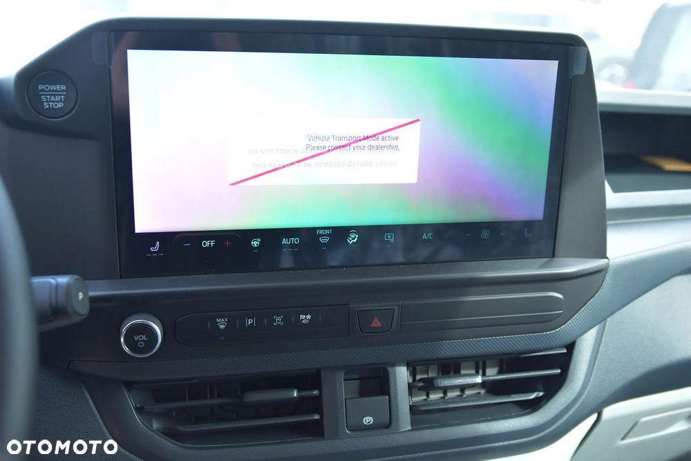 Ford Transit Custom Furgon L2H1 136KM - 13