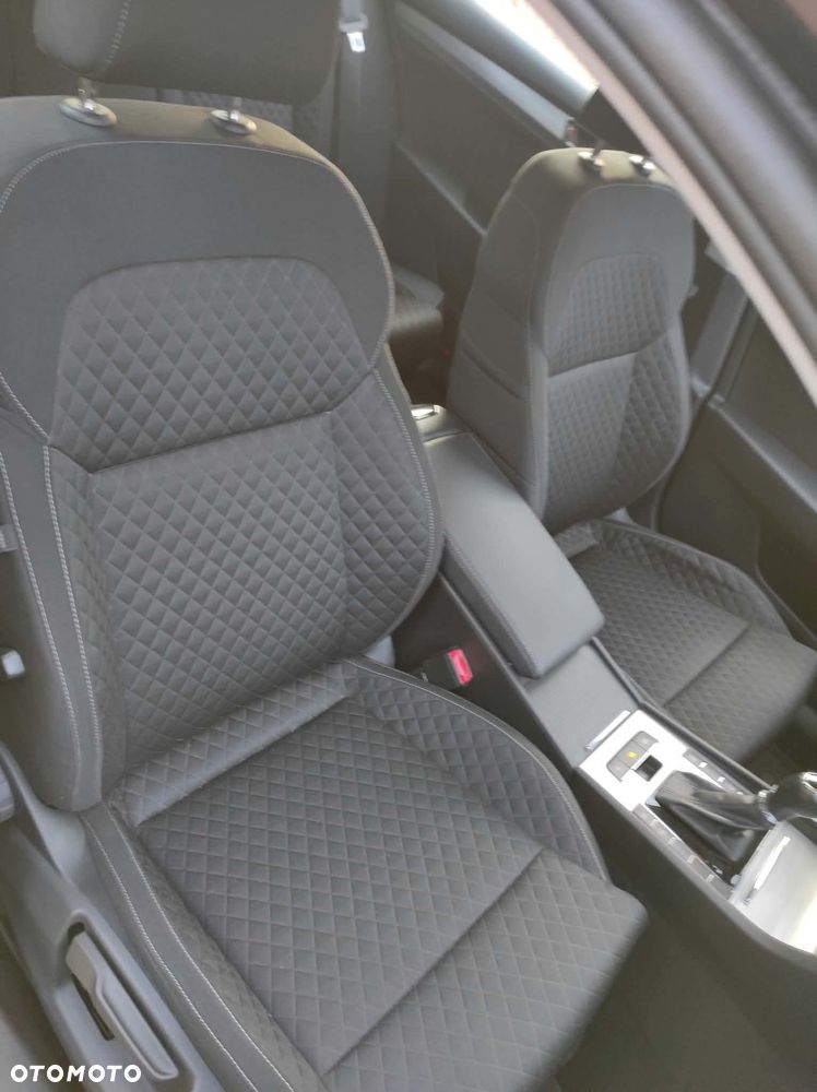 Skoda Superb 2.0 TDI Ambition DSG - 6