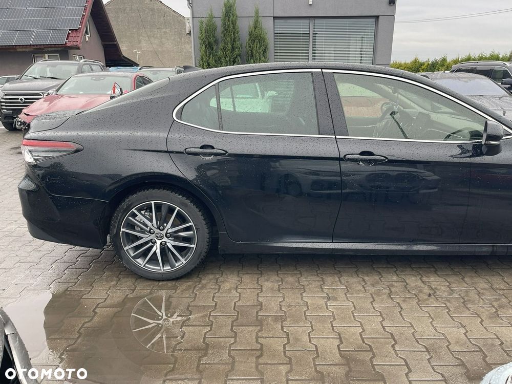Toyota Camry 2.5 Hybrid Comfort CVT - 6