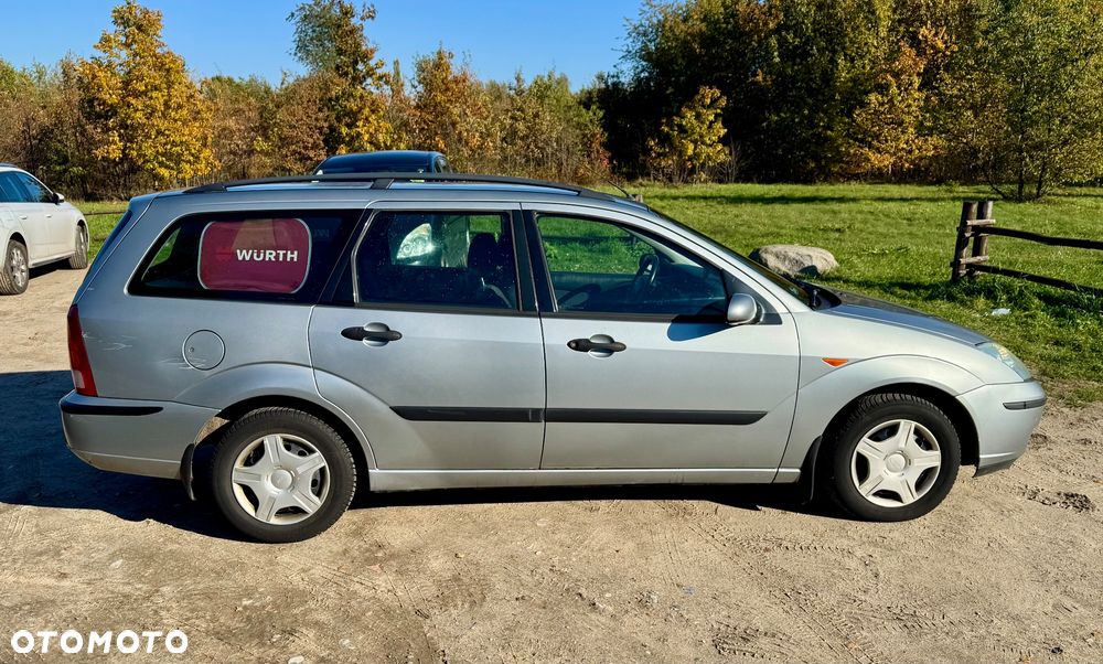 Ford Focus 1.6 X100 - 8