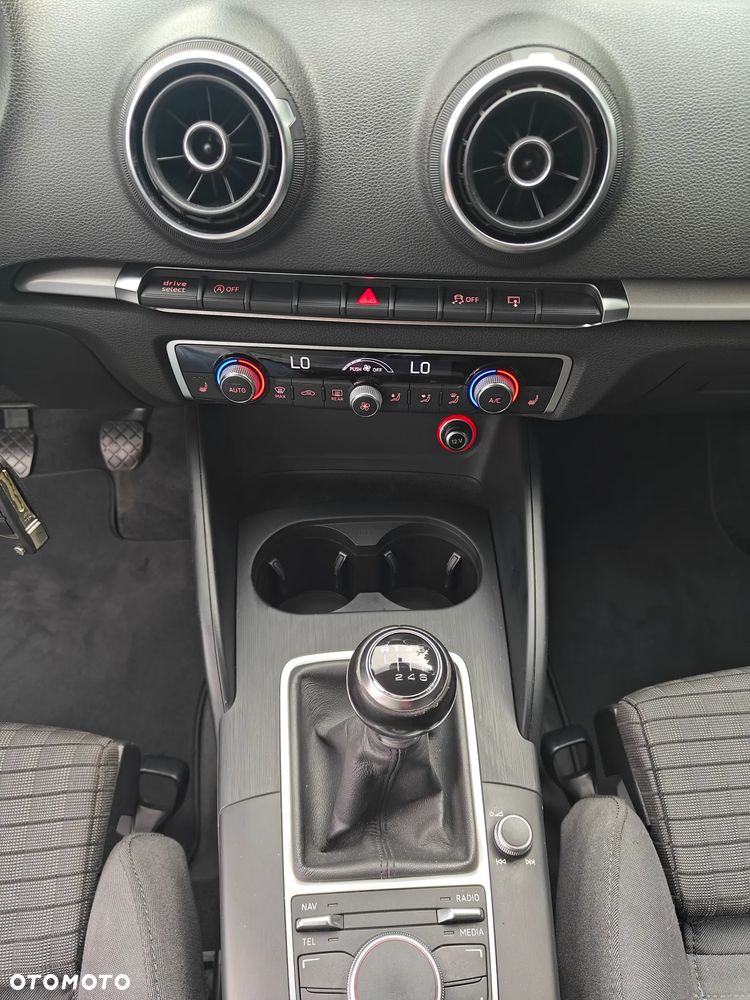 Audi A3 Sportback 2.0 TDI (clean diesel) Ambition - 21