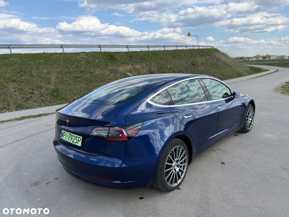 Tesla Model 3 Standard Range Plus - 10