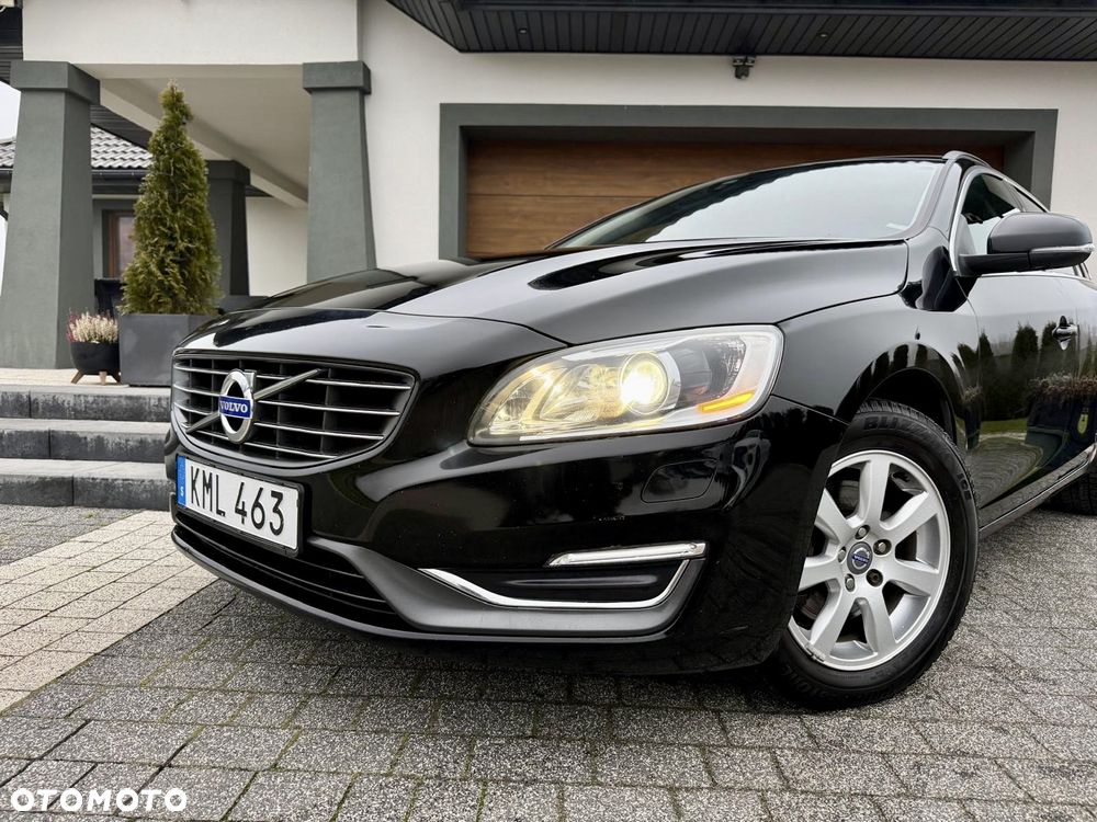 Volvo V60 D4 Momentum - 3