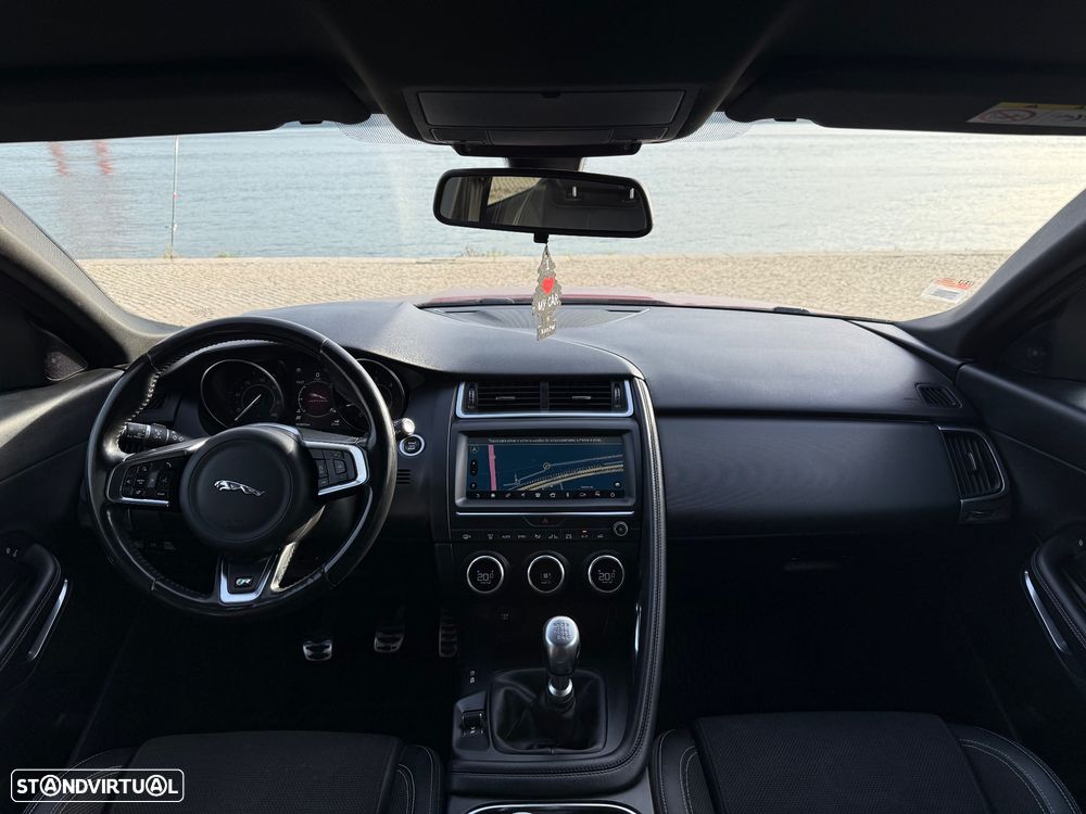 Jaguar E-Pace 2.0 i4D R-Dynamic - 7