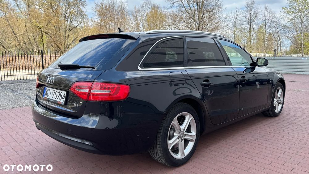 Audi A4 Avant - 9