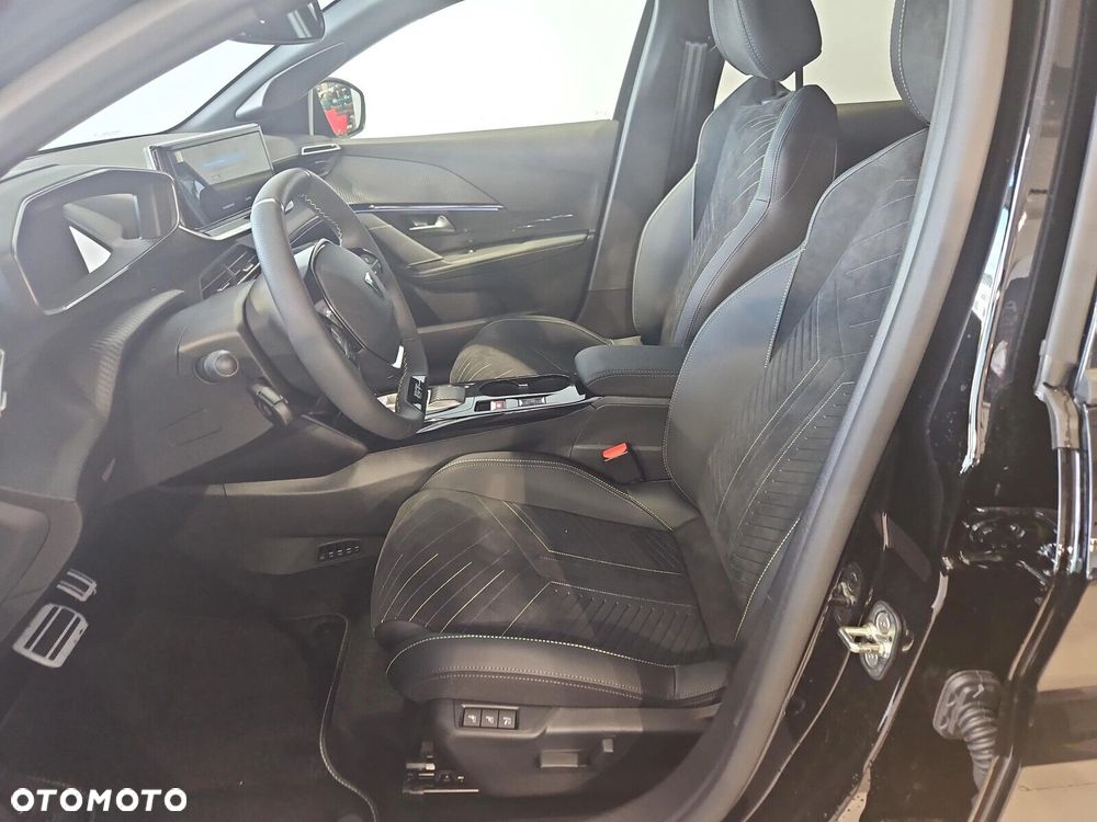 Peugeot 208 1.2 mHEV GT - 16