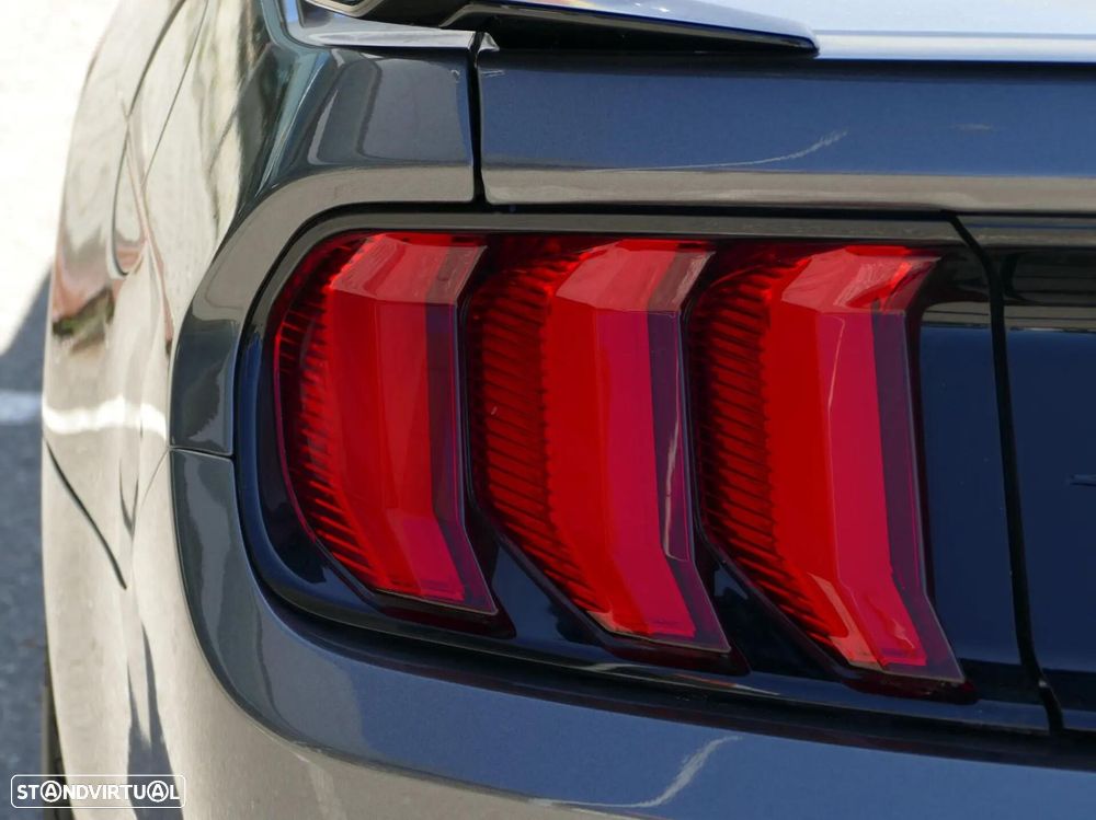 Ford Mustang - 17