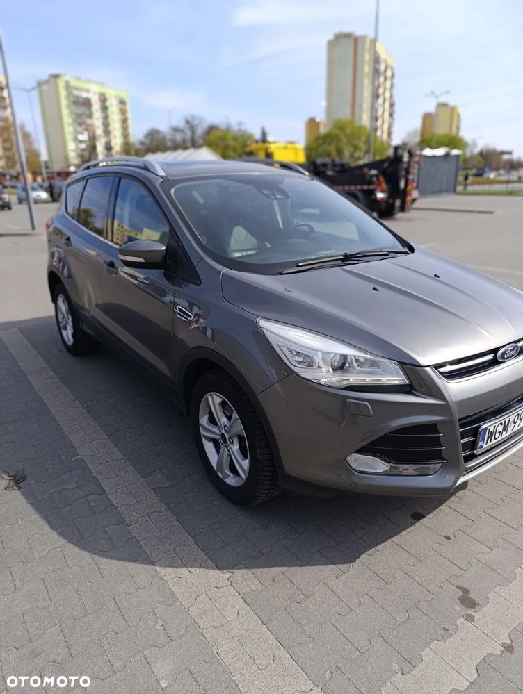 Ford Kuga 2.0 TDCi 4WD Titanium - 4