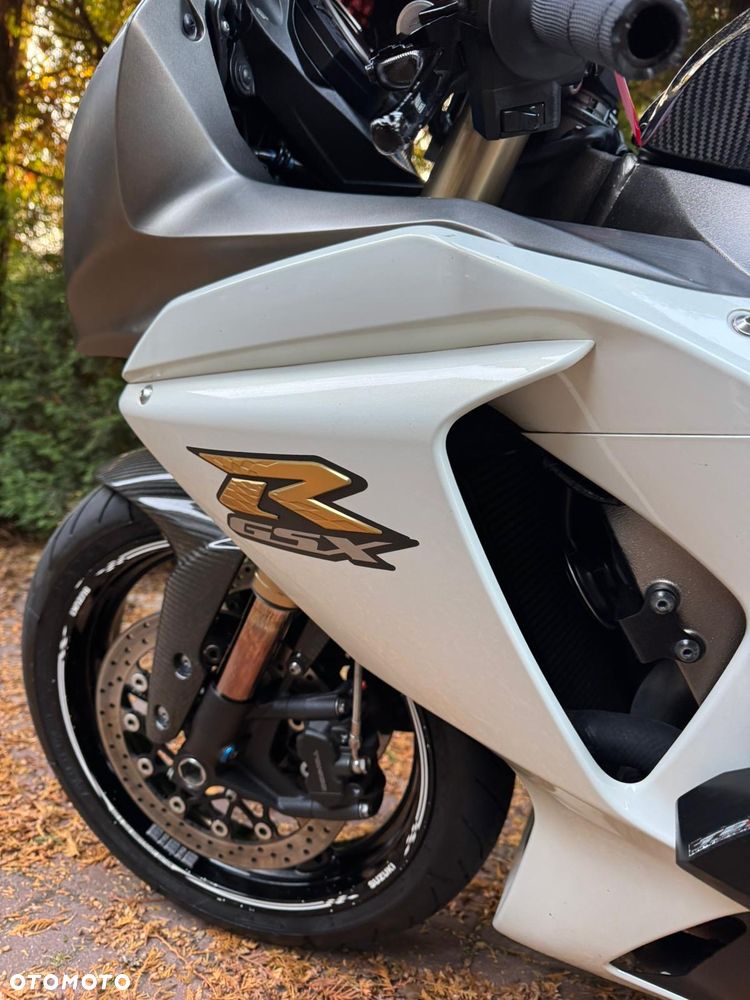 Suzuki GSX-R - 15