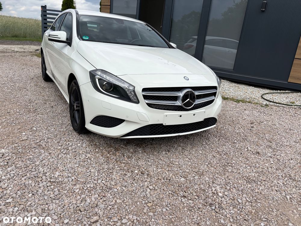 Mercedes-Benz Klasa A 180 BlueEfficiency Edition - 10