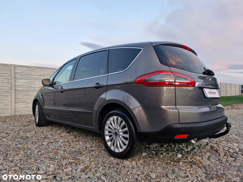 Ford S-Max - 14