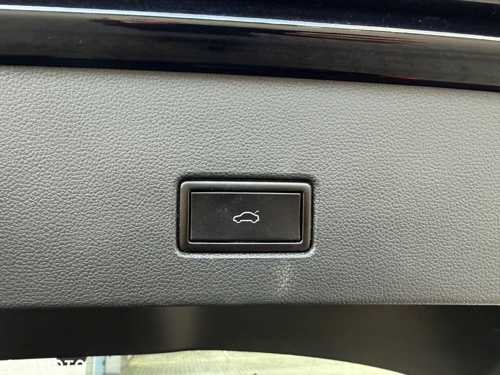 Volkswagen T-Roc 2.0 TDI SCR 4MOTION DSG IQ.DRIVE - 23