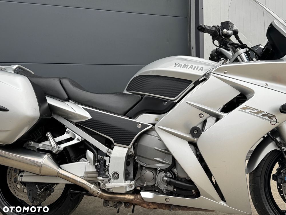 Yamaha FJR - 20