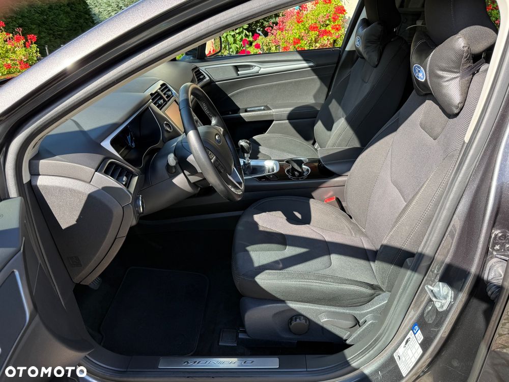 Ford Mondeo 2.0 TDCi Titanium - 18