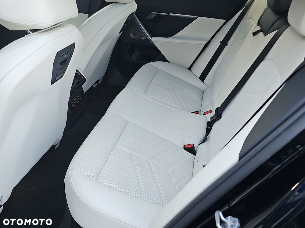 BMW Seria 5 - 23