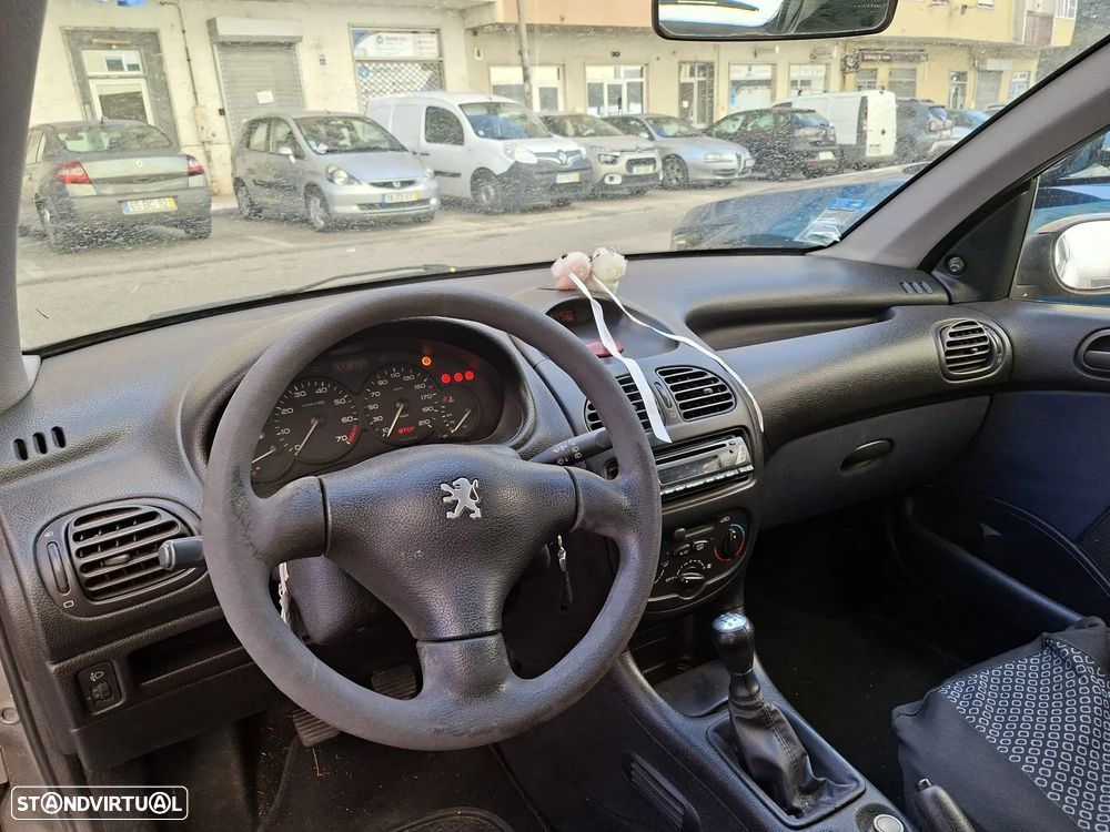 Peugeot 206 1.1 XR - 4