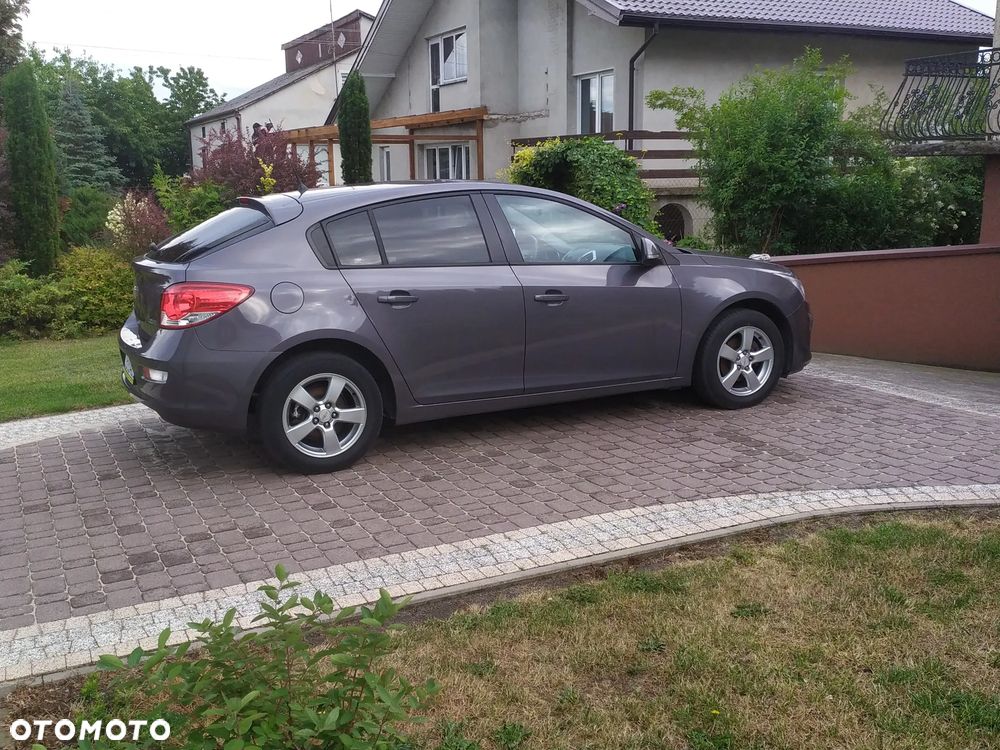 Chevrolet Cruze 1.8 LTZ - 6