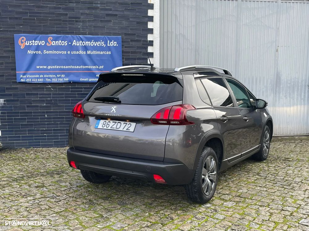 Peugeot 2008 1.2 PureTech Signature - 8