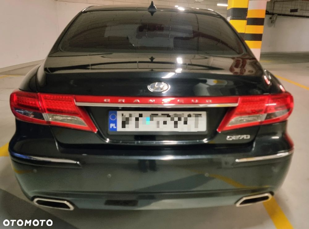Hyundai Grandeur - 4