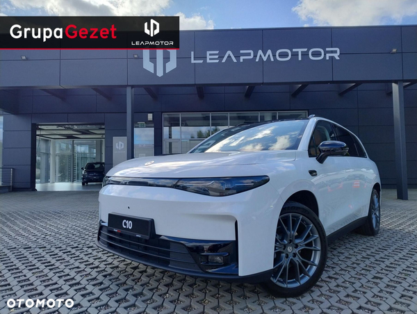 Leapmotor C10