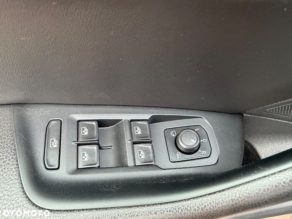 Volkswagen Arteon 2.0 TDI SCR DSG Elegance - 30