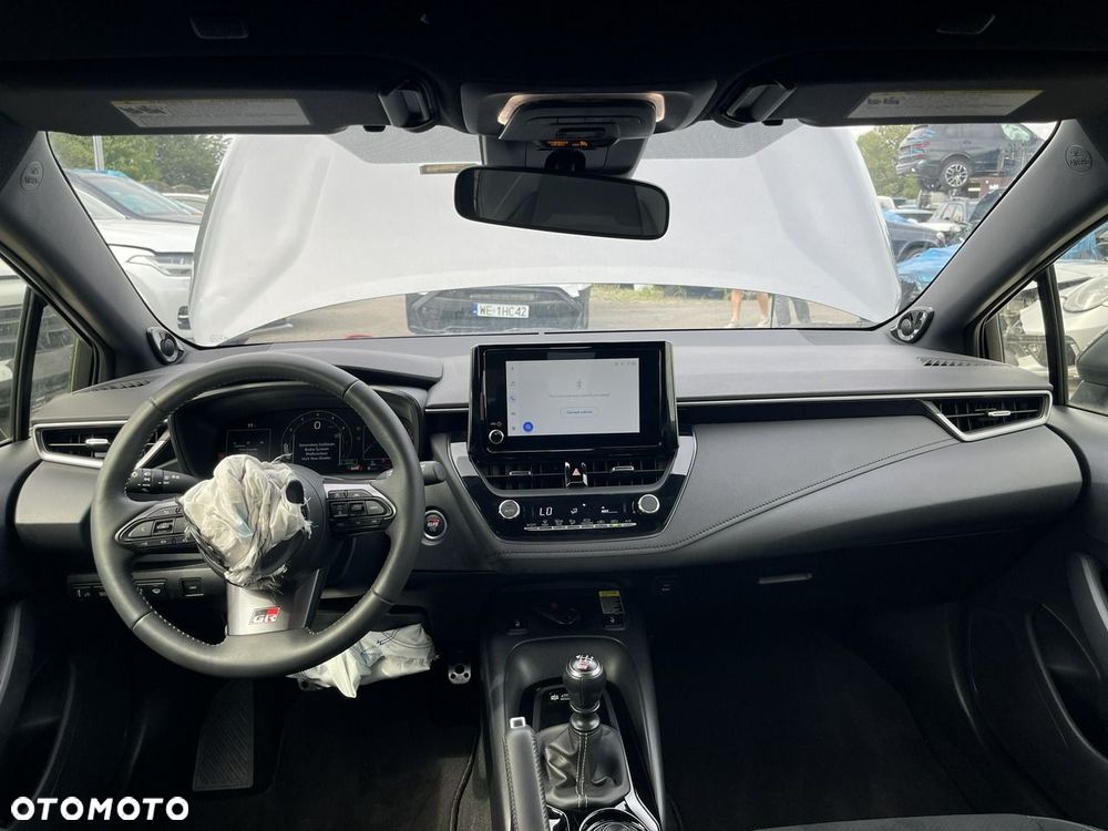 Toyota GR Corolla - 10