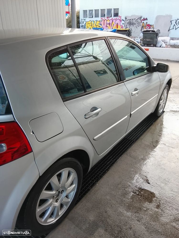 Renault Mégane 1.5 dCi Confort - 7