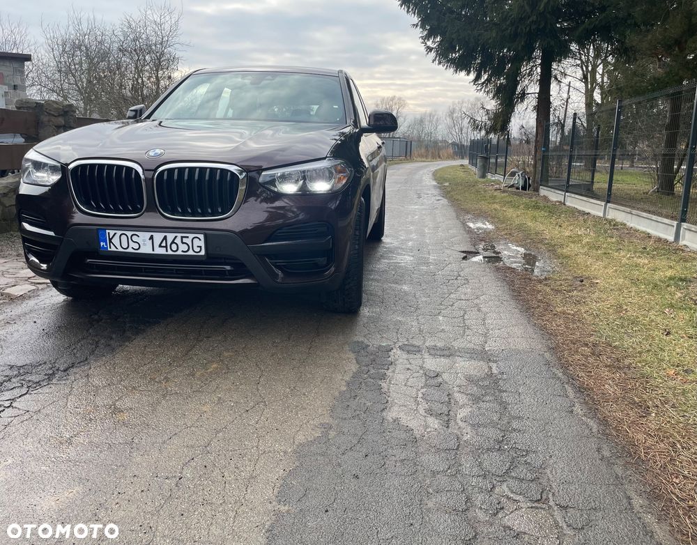 BMW X3 xDrive20i Advantage - 10