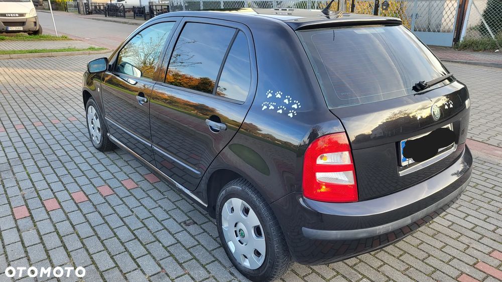 Skoda Fabia 1.2 HTP Extra - 11