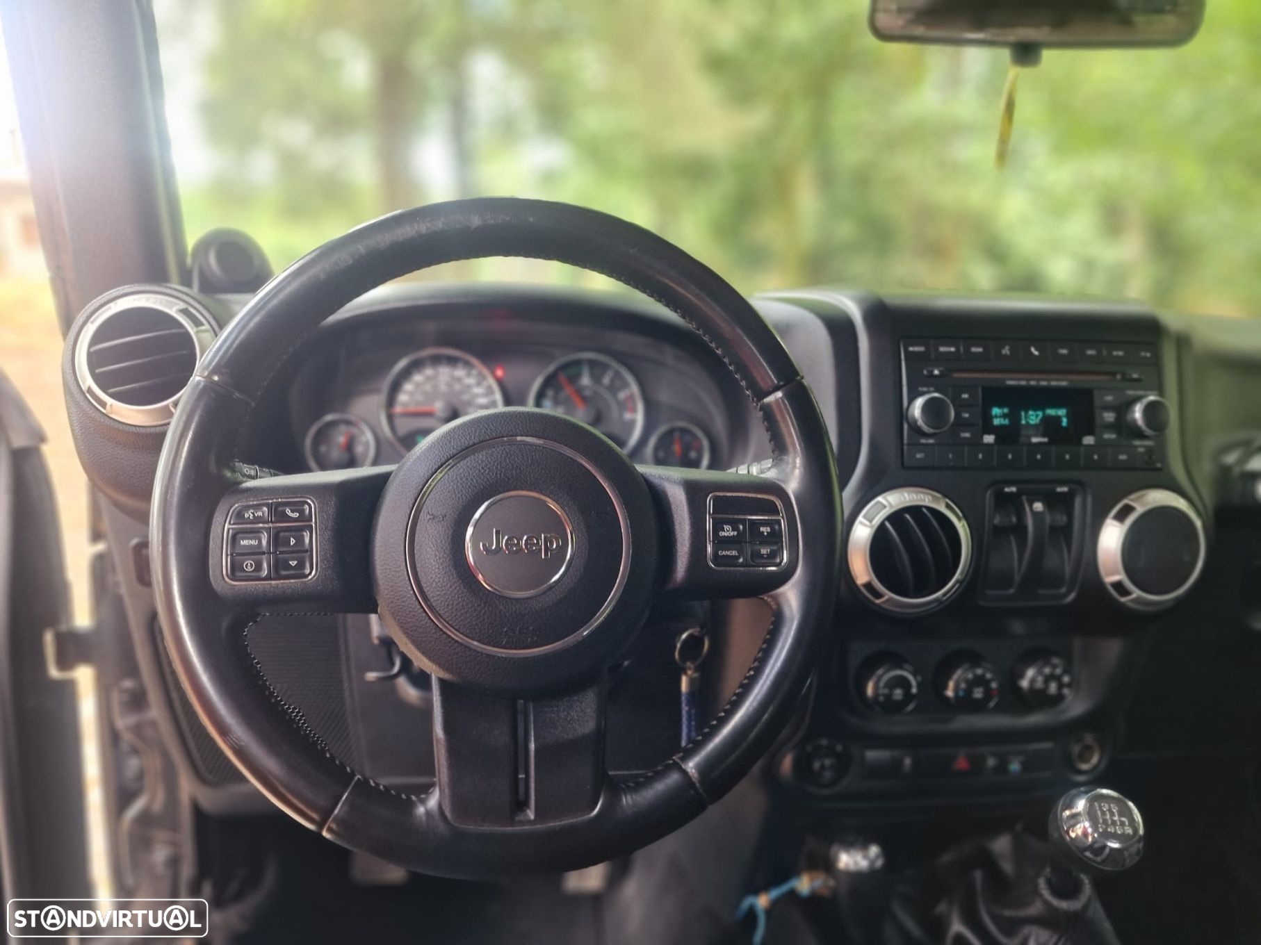Jeep Wrangler - 46