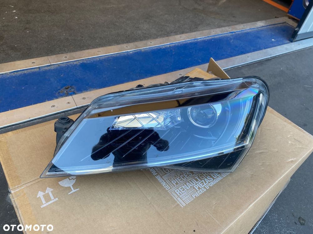 Skoda Superb Super-b Super B III 3 lift fl  lampa przednia lewa lewy przód REFLEKTOR LEWY przedni PRZÓD bixenon biksenon bi xenon bi xenonowe  EUROPA 3V1941015A 3V1.941.015A  soczewka - 13