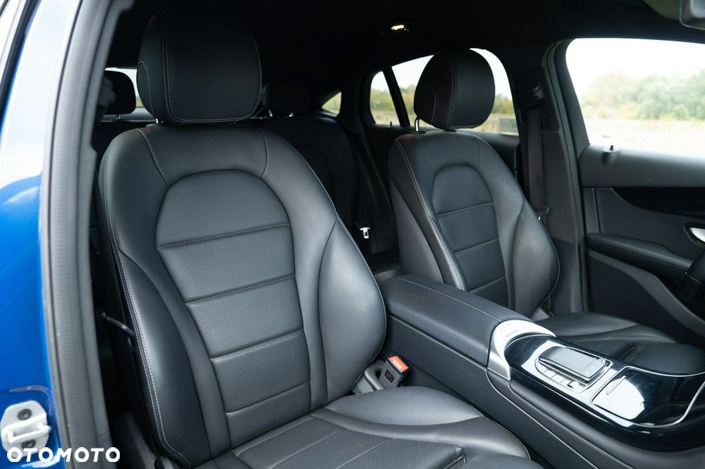 Mercedes-Benz GLC - 23