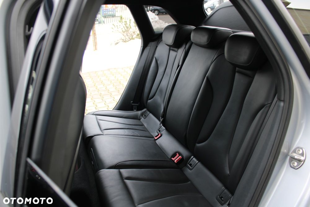 Audi S3 S tronic - 34