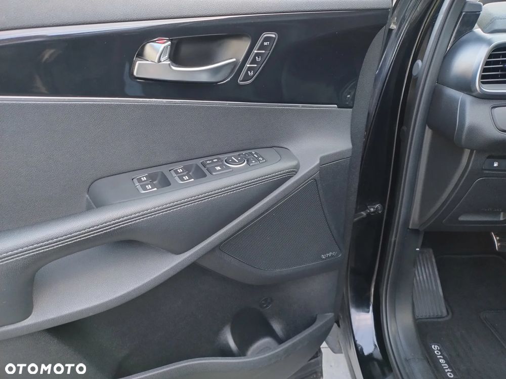 Kia Sorento 2.0 CRDI Business Line Plus - 22