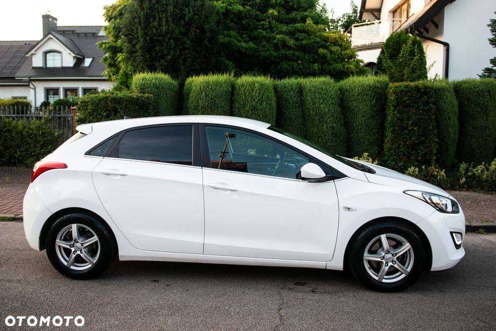 Hyundai i30 1.4 Comfort - 4