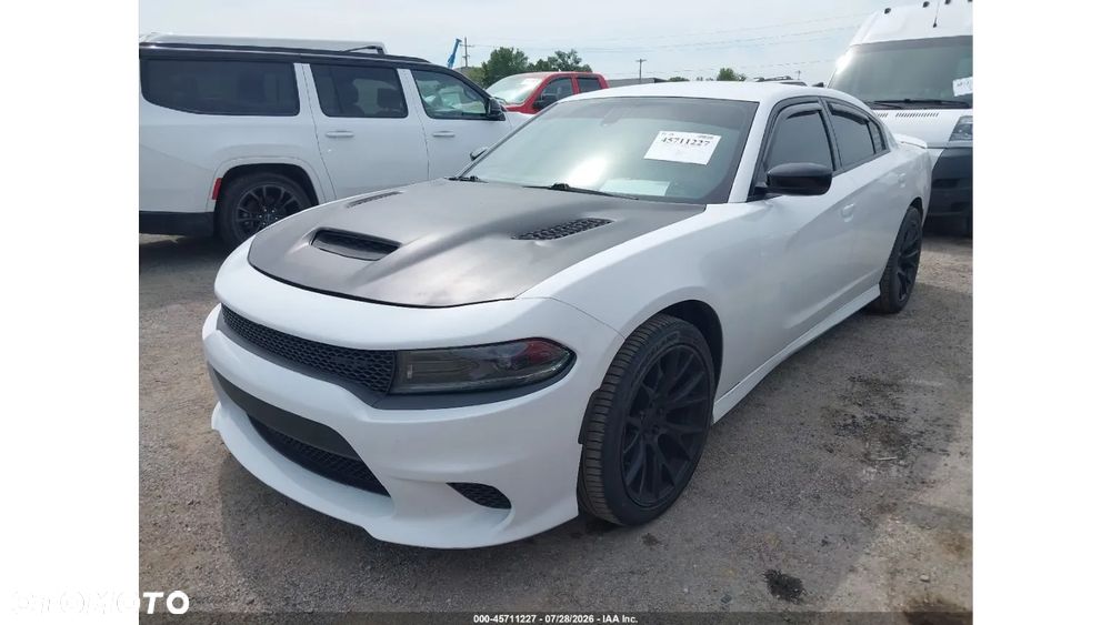 Dodge Charger 5.7 R/T - 2