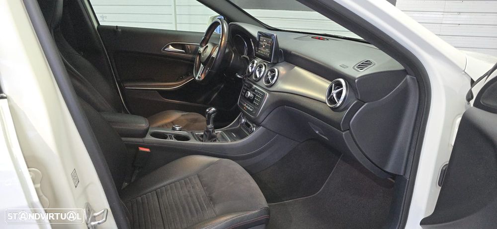 Mercedes-Benz GLA 200 CDI AMG Line - 14