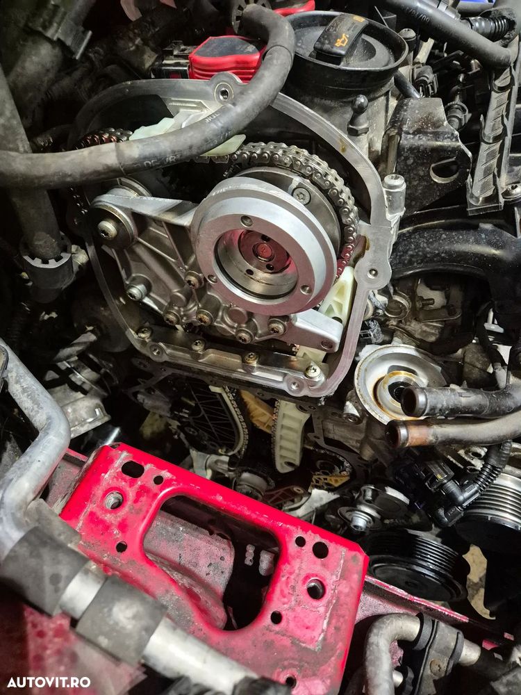 Volkswagen Golf - 8