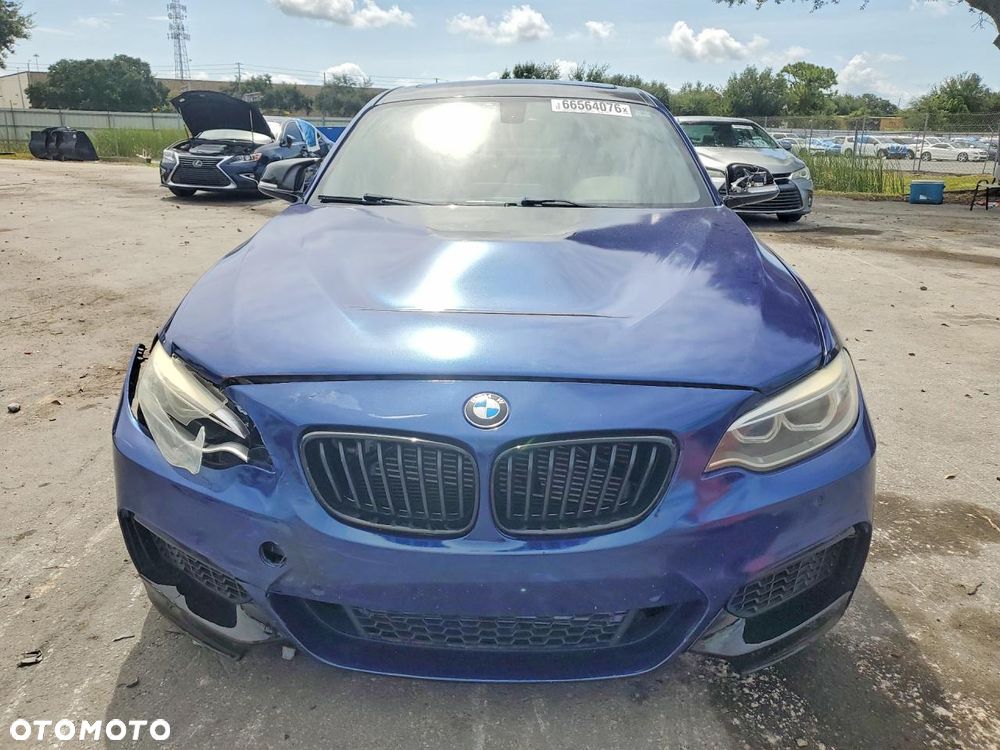 BMW M235I 2016 photo 2