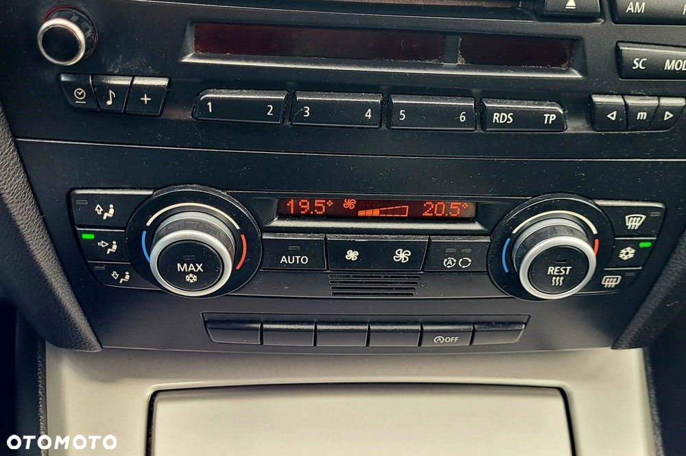 BMW Seria 3 318i - 17