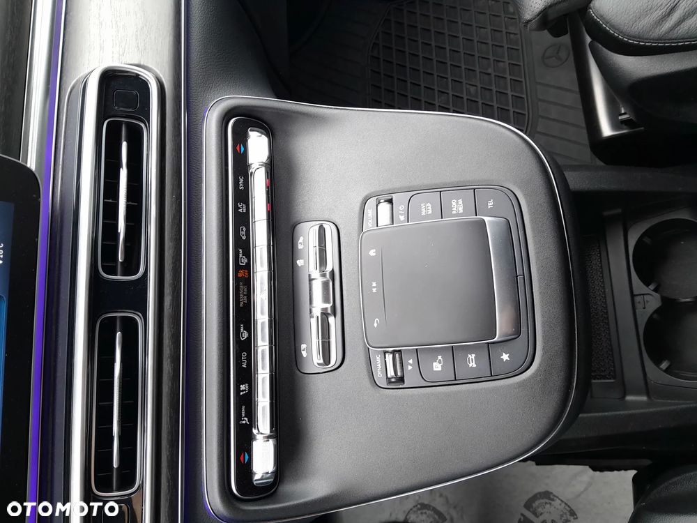 Mercedes-Benz Klasa V 300 d 4-Matic 9G-Tronic Avantgarde (d³ugi) - 11