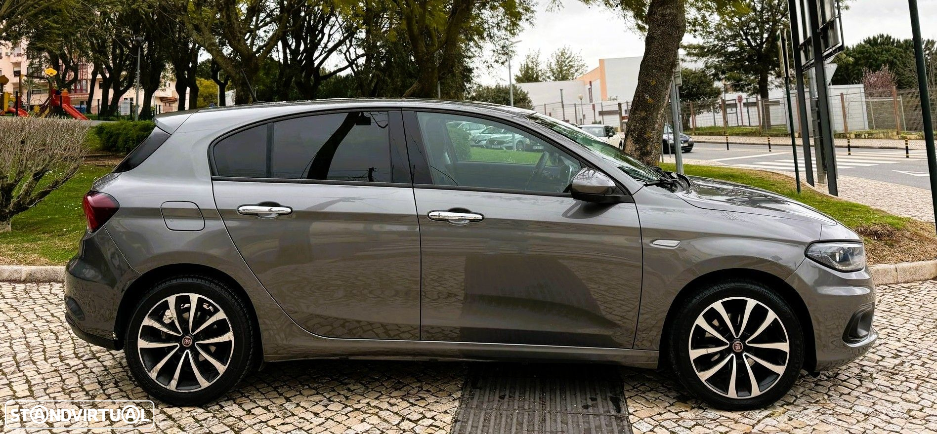 Fiat Tipo 1.6 M-Jet Lounge J17 DCT - 2