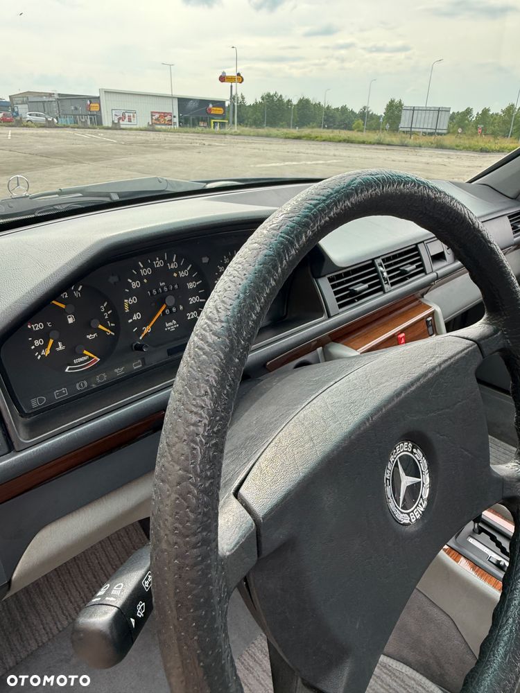 Mercedes-Benz W124 (1984-1993) - 15