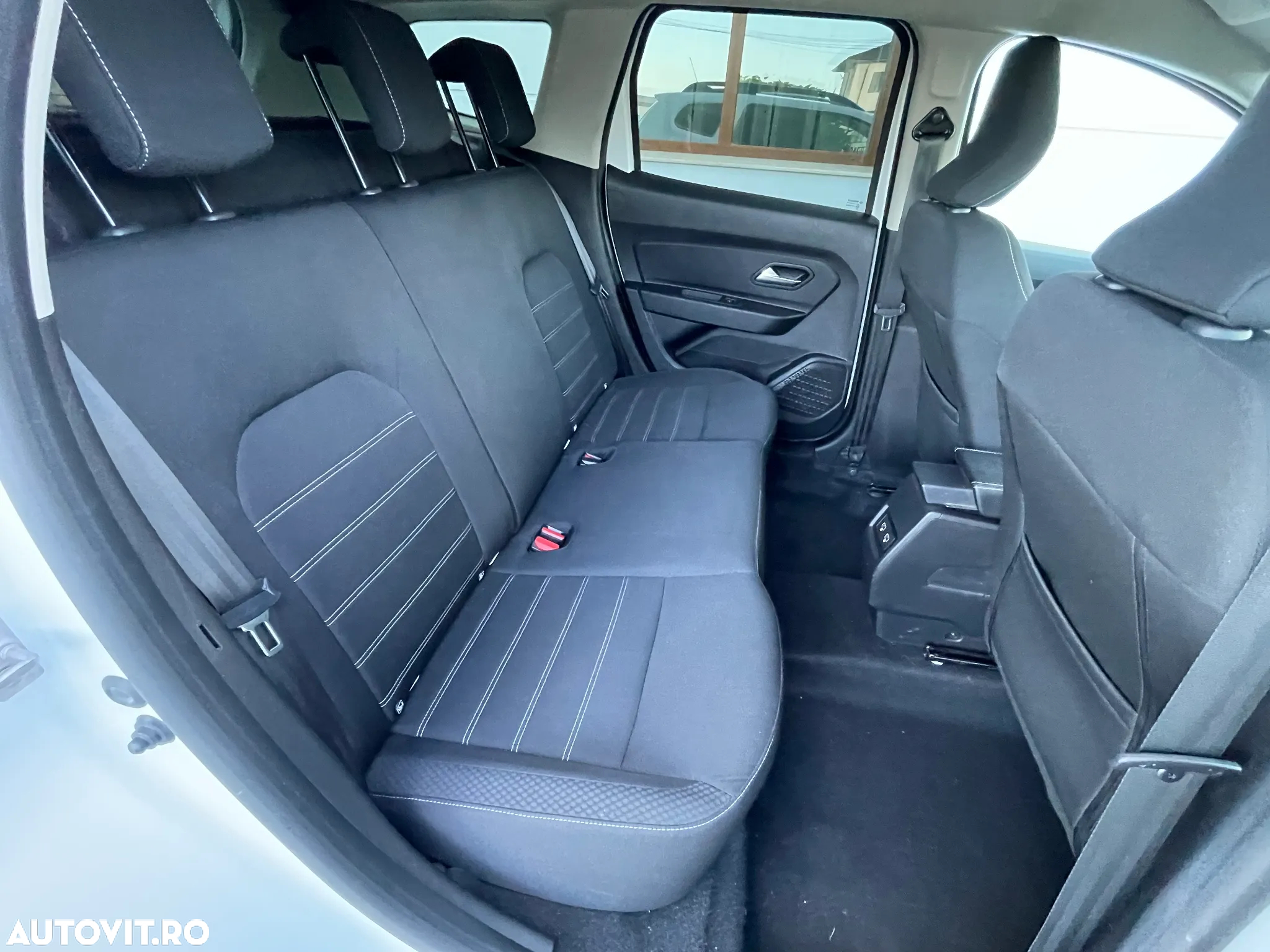 Dacia Duster ECO-G 100 Journey+ - 14