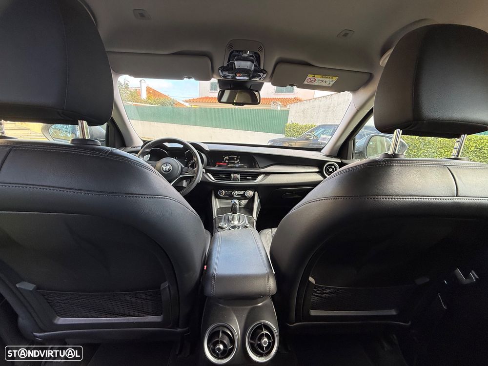 Alfa Romeo Stelvio 2.2 16V AT8 Executive - 12