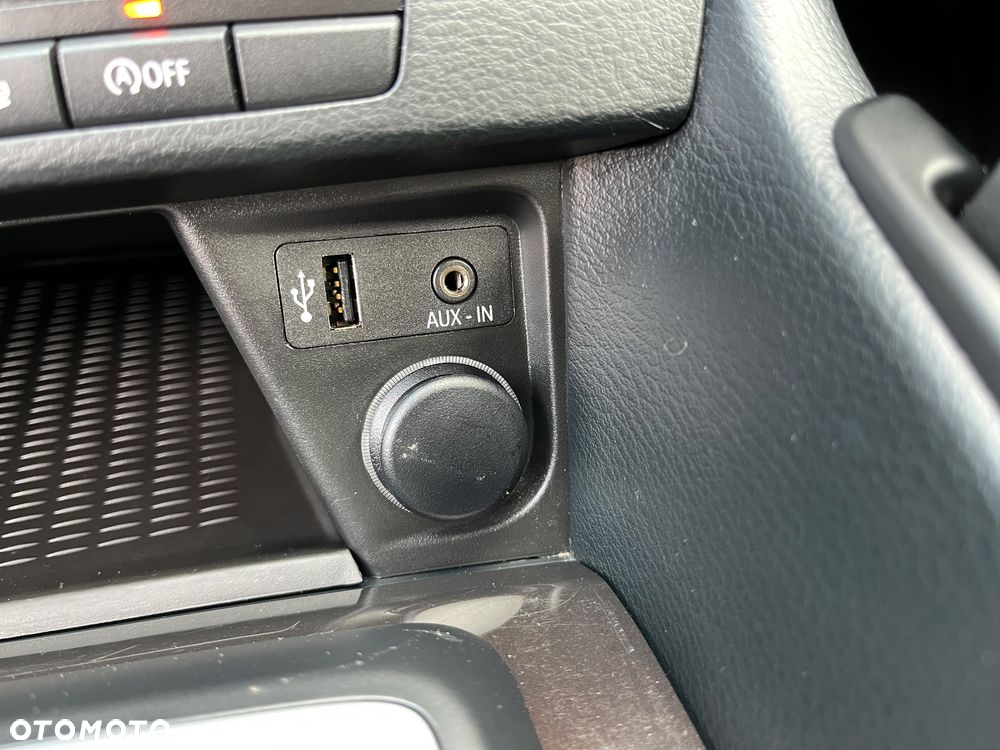 BMW X1 xDrive18d xLine - 31